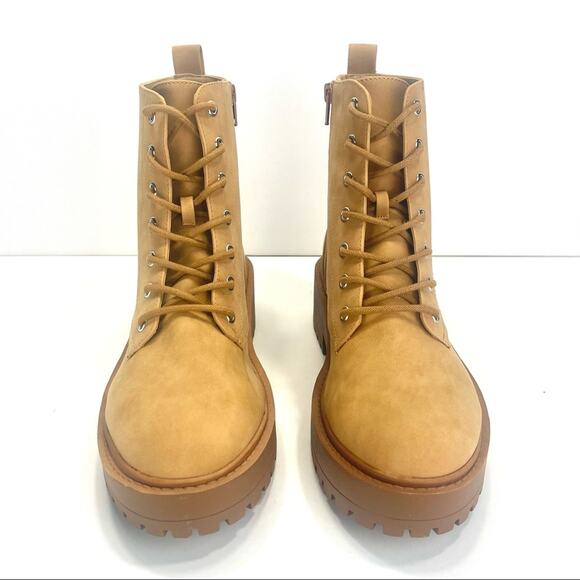 DV Dolce Vita Primm Women Tan Combat Boot Size 9 Platform Lug Sole Bootie New - Picture 13 of 15